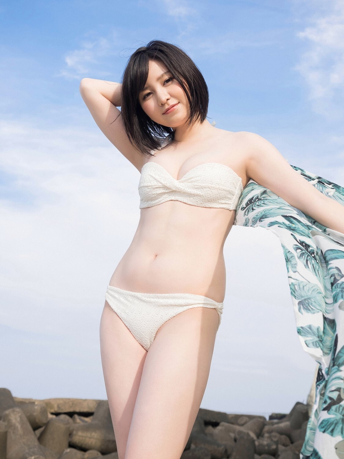 YS-Web-Vol.736 Karen Iwata 岩田華怜